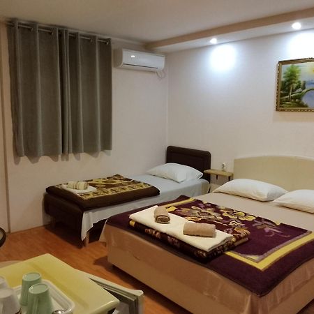 Rooms Jancic 울친 외부 사진
