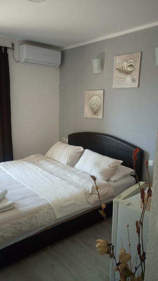 Rooms Jancic 울친 외부 사진